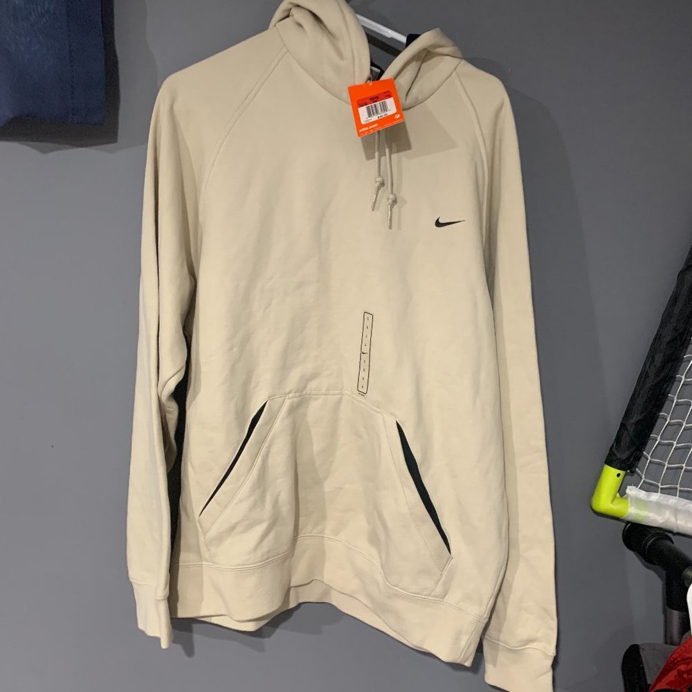 BNWT Grey Tag Nike hoodie size large cream color